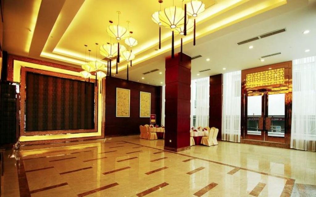 Yunheng Hotel Neijiang Экстерьер фото