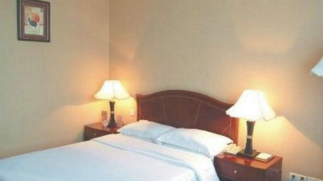 Yunheng Hotel Neijiang Номер фото